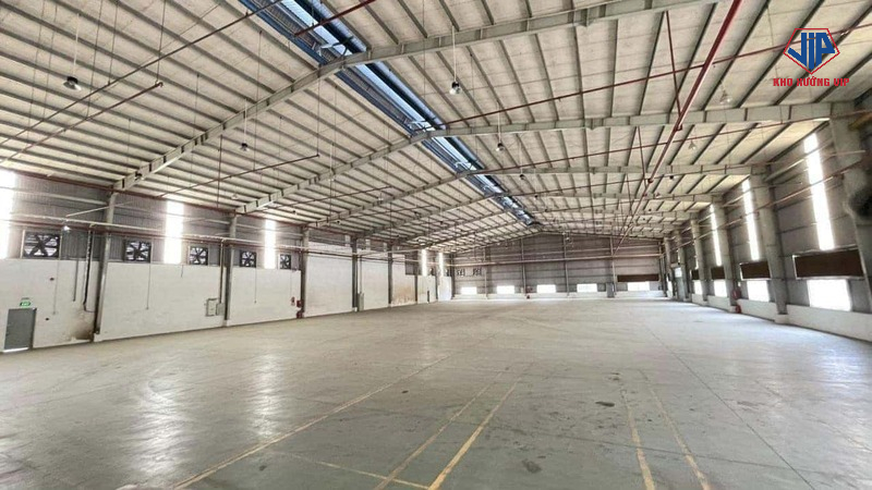 Vị trí xưởng quyết định chi phí vận chuyển và thời gian giao hàng